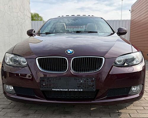 BMW 320 320D*M-Paket*Navi*Leder*Schiebedach*Xenon*Euro5*