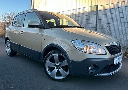 Skoda Fabia 1,2 °°TEMPOMAT°°KLIMAAUTO°°SHZ°°PDC°°