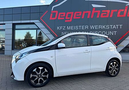 Toyota Others Aygo AYGO x-play Team D 1.Hand Kamera