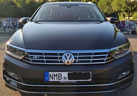 VW Passat Variant Volkswagen 2.0 TDI SCR Highline