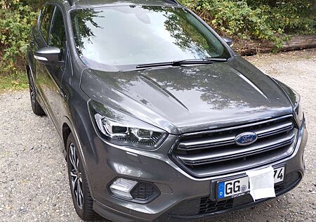 Ford Kuga 1.5 EcoBoost 2x4 ST-Line
