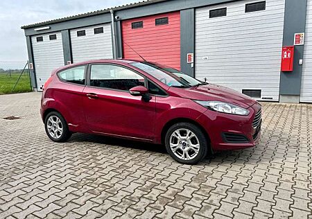 Ford Fiesta SYNC Edition 1 Hand