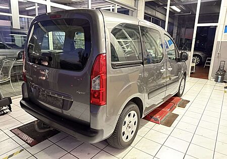 Peugeot Partner Tendance , AHK