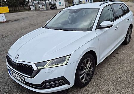 Skoda Octavia Combi 2.0 TDI DSG Style