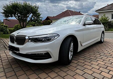 BMW 520d 520 5er Touring Diesel Touring Aut. Luxury Line