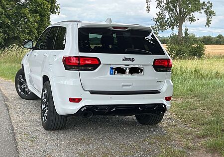Jeep Grand Cherokee SRT