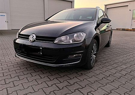 VW Golf Variant Volkswagen 1.2 TSI BlueMotion Technology Allstar