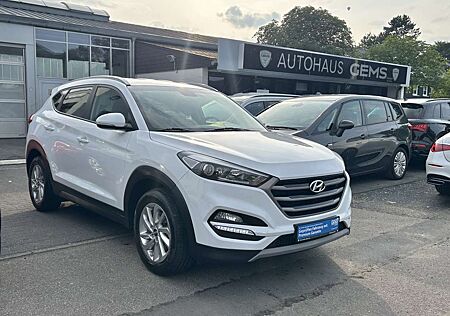 Hyundai Tucson blue Trend 2WD AHK Navi R.Cam BT-Audio