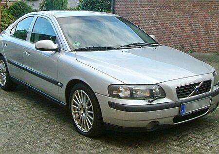 Volvo S60 T5