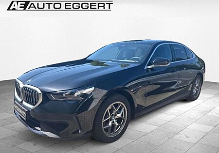 BMW 520 i Park-Assistent HUD Memory Sitze Sound HarmanKard