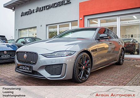 Jaguar XE D200 RWD R-Dynamic Black*ACC*AHK*HUD*Pano*
