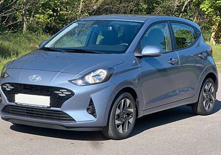 Hyundai i10 1.0 Trend *Klima*Navi*CarPlay*PDC*RFKamera*