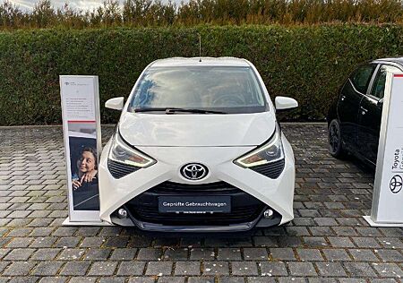 Toyota Aygo x-play club