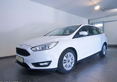 Ford Focus Turnier Business,Navi,PDS,Tempomat