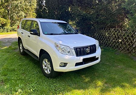 Toyota Land Cruiser Diesel 3.0 D-4D 60th Anniversary