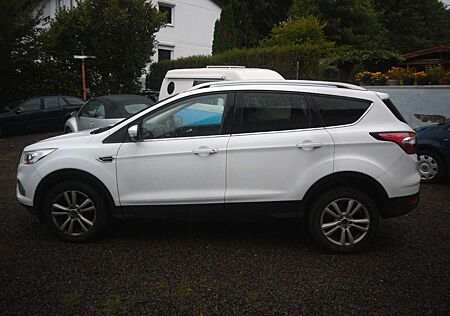 Ford Kuga Cool & Connect 150PS 93000KMSitzheizung
