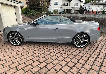 Audi A5 Cabrio 2.0 TFSI quattro S tronic
