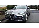 Alfa Romeo Giulia 2.0 Turbo 16V AT8 Super