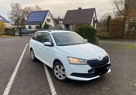 Skoda Fabia +III+Combi+Combi+1.0+TSI+Ambition