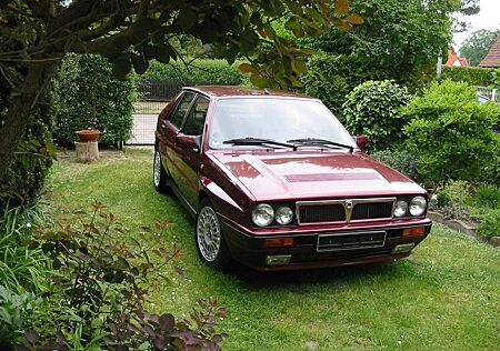 Lancia Delta HF Integrale