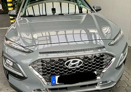 Hyundai Kona Premium 2WD
