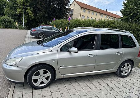 Peugeot 307 HDi SW 110 NAVTECH ON BOARD