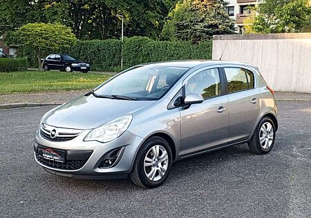 Opel Corsa D Active 1.2 *wenig km*Tüv Neu*
