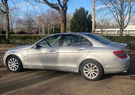 Mercedes-Benz C 220 CDI DPF Automatik BlueEFFICIENCY Elegance