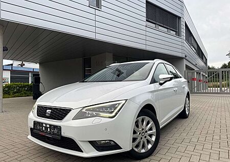 Seat Leon ST Style AUTOMATIK LEDER LED NAVI SITZHEIZ.