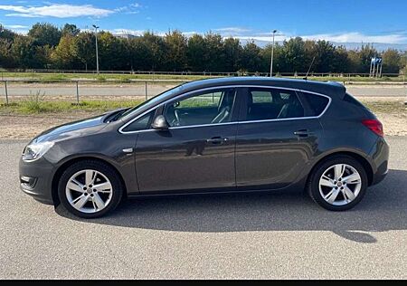 Opel Astra 1.6 ecoFLEX Start/Stop Active