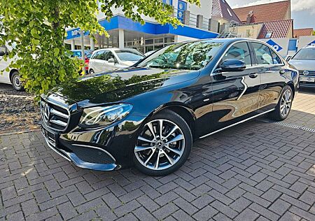 Mercedes-Benz E 200 Limo. 4Matic/Automatik/LED/AHK/Tot-Winkel