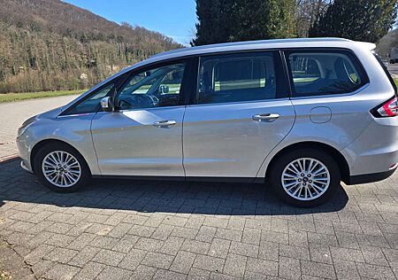 Ford Galaxy 2.0 TDCi AWD Titan.