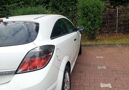 Opel Astra GTC 1.4 Innovation 110 Jahre
