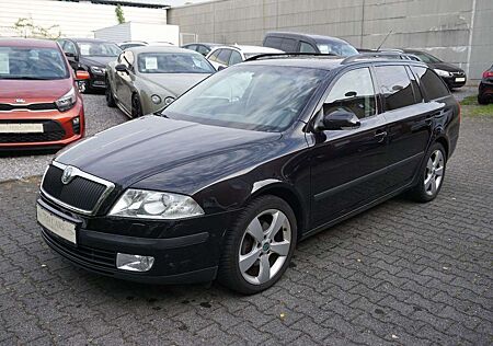 Skoda Octavia Combi 2.0 TDI°Automatik°Xenon°Leder°PDC°