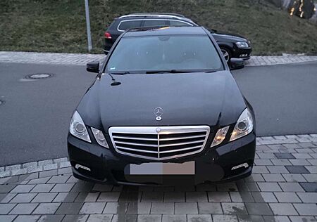 Mercedes-Benz E 250 CDI DPF BlueEFFICIENCY Automatik