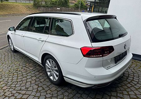 VW Passat Variant Volkswagen GTE
