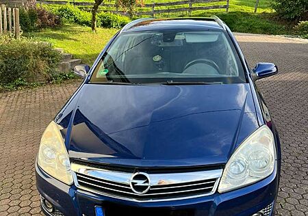 Opel Astra Edition