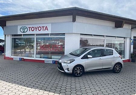 Toyota Yaris Hybrid Team D