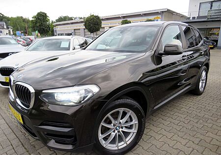 BMW X3 xDrive 20d *1.HAND *AHK *LED *GARANTIE