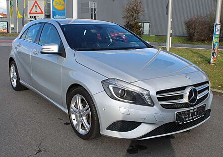 Mercedes-Benz A 200 *XENON*Sportsitze*NAVI*Sitzhg*Parkassistent*