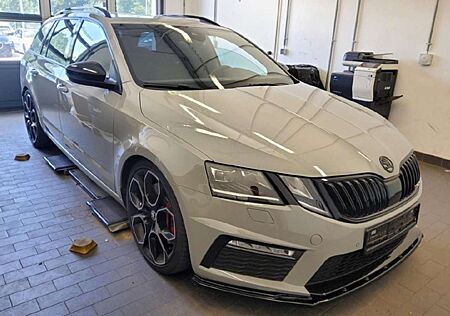 Skoda Octavia Combi 20TSI DSG RS60 Sondermodell limit. RS60