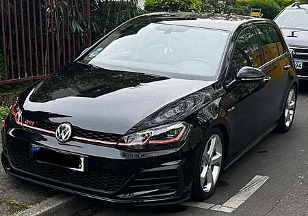 VW Golf GTI Volkswagen GTI Performance - Carplay / Alcantara Sitze / KAM