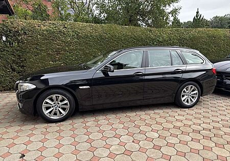 BMW 520 Touring F11 in top Zustand 8 fach Bereift