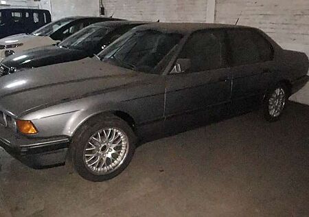 BMW 730i 730