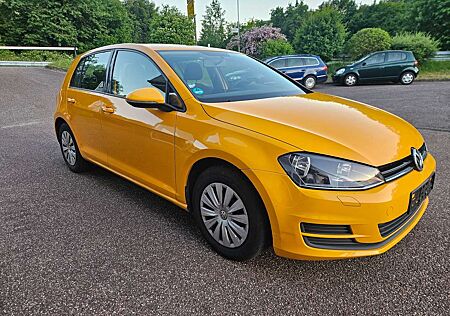 VW Golf Volkswagen 1.6 TDI BlueMotion Technology Comfortline