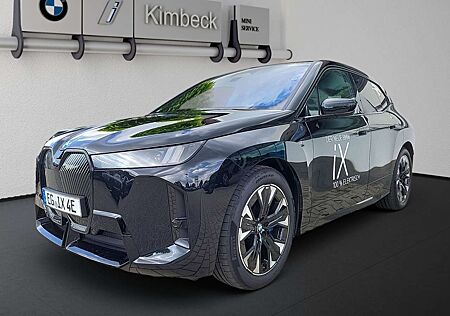 BMW iX xDrive45 M SPORT Sitzbelüft ACC HeadUp AHK