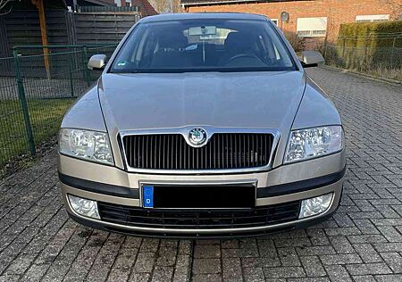 Skoda Octavia II 1.6 Ambiente