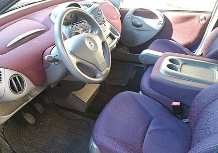 Fiat Multipla 1.9 JTD Active