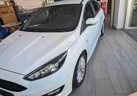 Ford Focus 1.0 EcoBoost ST-Line Start/Stopp