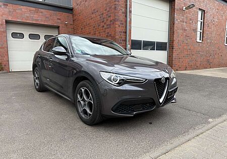Alfa Romeo Stelvio 2.2 Super Q4 *BI-Xenon*Kamera*ACC*